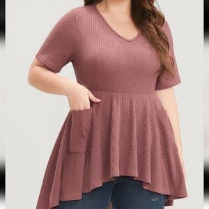 Tunic size 6 (30/32) with pockets